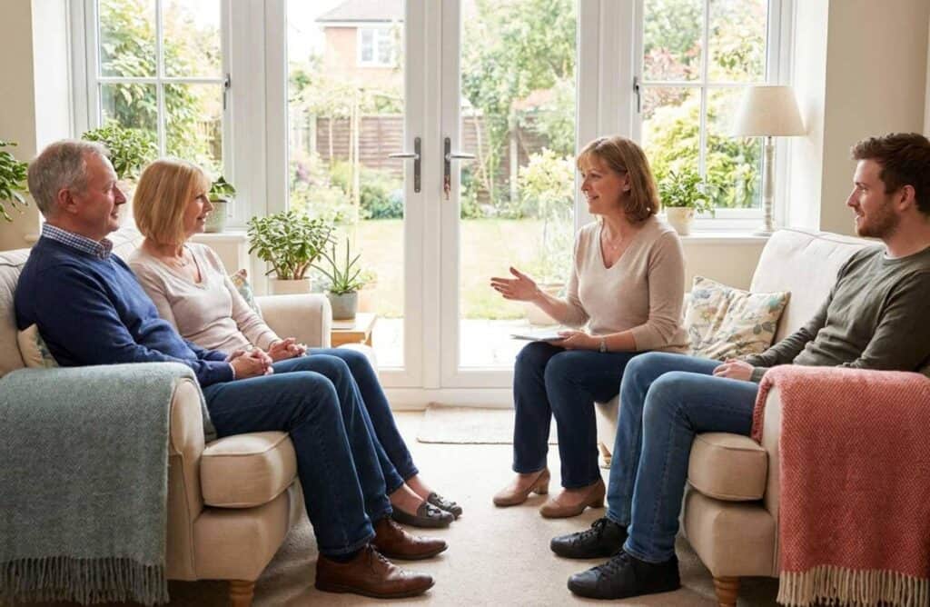 Functional family therapy involves the whole family system while the patient works through mental and emotional disorders.